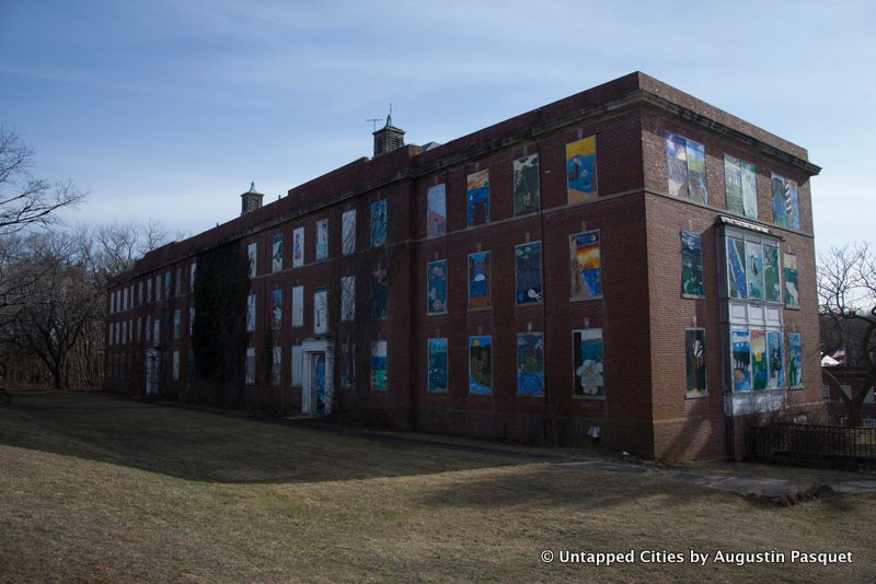 Kings Park Psychiatric Center Hospital-Abandoned-Nissoquogue State Park-Long Island-NYC_3