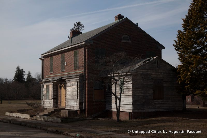 Kings Park Psychiatric Center Hospital-Abandoned-Nissoquogue State Park-Long Island-NYC_8