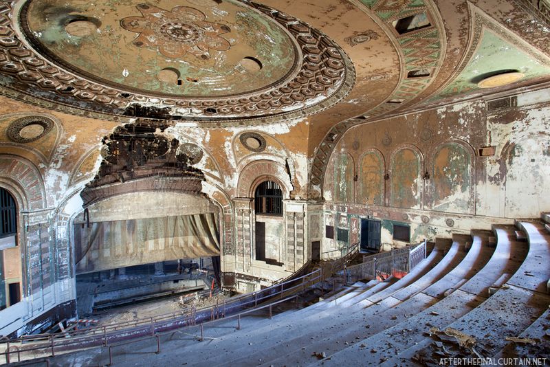 shore theatre-coney island-nyc-untapped cities