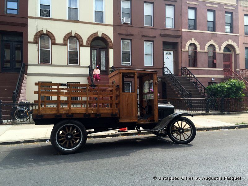 Wonderstruck-Film-Set-Crown-Heights-Brooklyn-Julianne-Moore-Michelle-Williams-Todd-Haynes-Brian-Selznick-NYC.-001