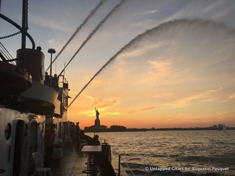 Fireboat John J Harvey-Pump-Show-NYC-001