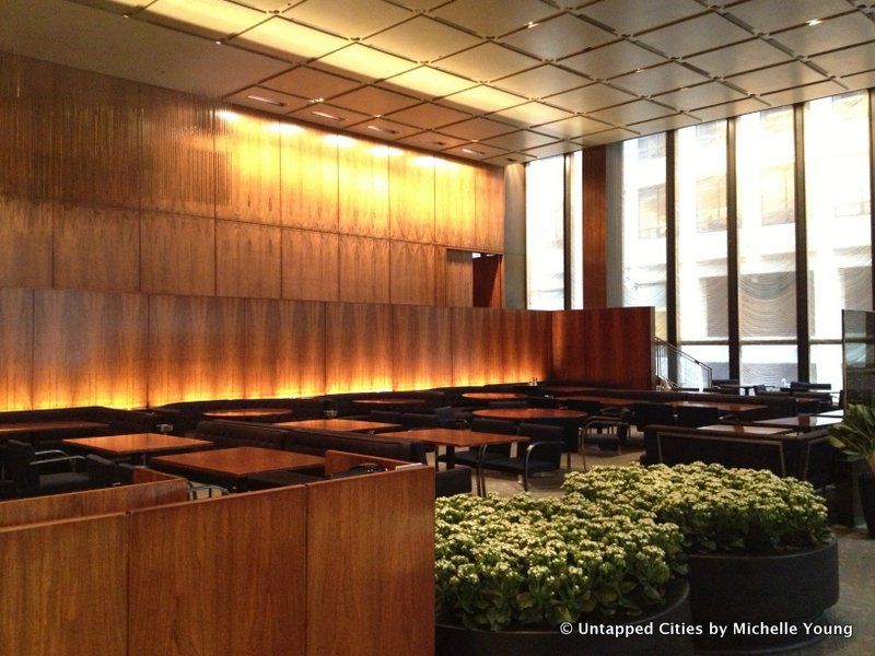 Four-Seasons-Restaurant-Phillip-Johnson-Seagram-Building-Park-Avenue-Mies-van-der-Rohe-NYC-003