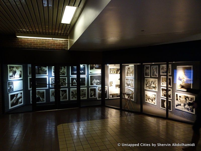 Muhammad-Ali-Photography-Exhibit-Port-Authority-Bus-Terminal-Gallery-Michael-Gaffney-NYC-003