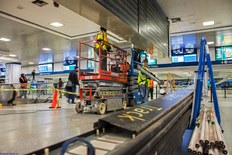 Penn Station Departure Board-Removal-Demolition-2017-NYC-014