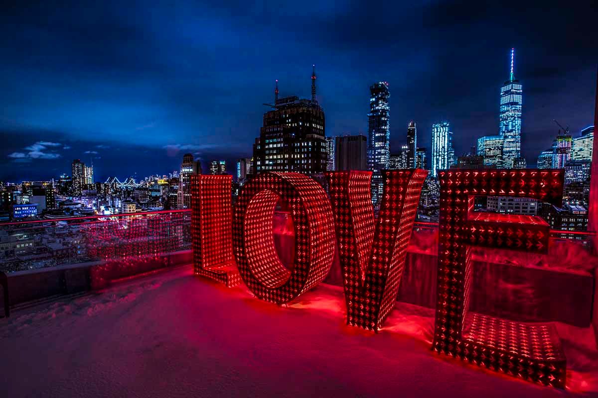 LOVE-Monumental Word Sculpture-Big Words-Laura Kimpton-Artist-James Hotel-Rooftop-NYC-003