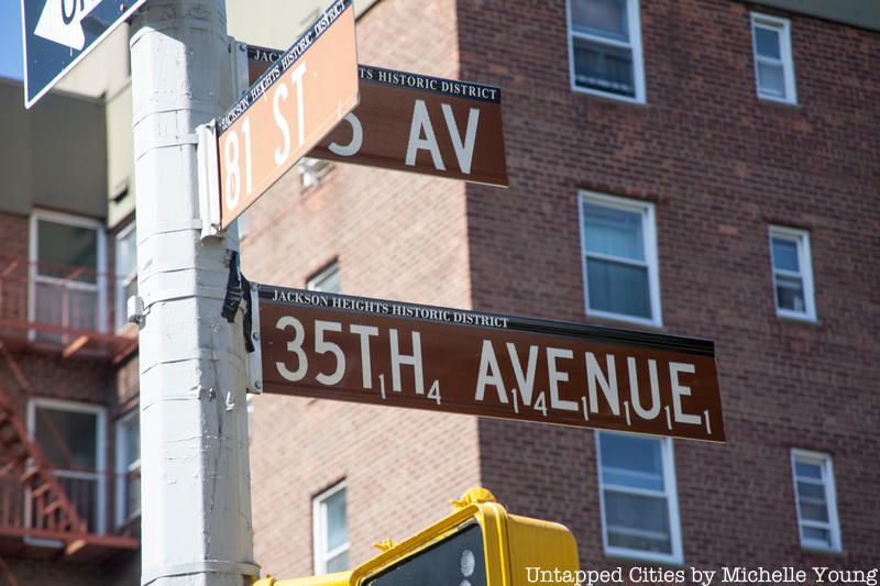 Scrabble street sign