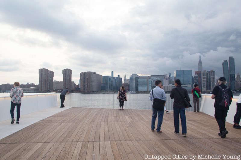 A viewing platform at Hunters Point South Park