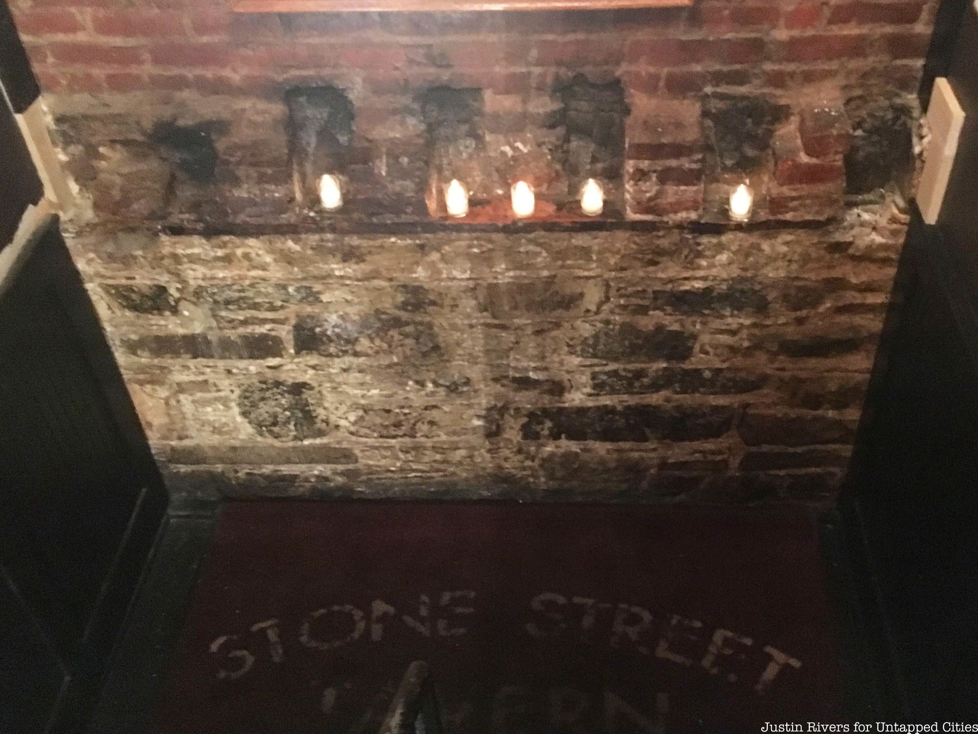 Stone Street Tavern foundation, a relic of colonial NYC