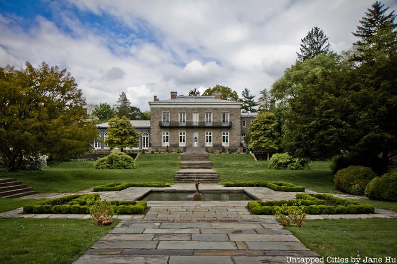 Bartow Pell Mansion