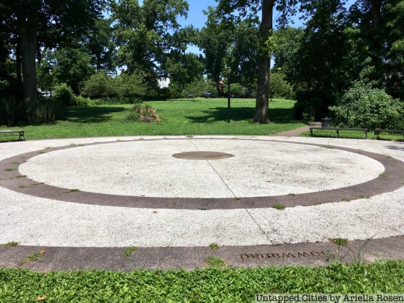 Olde Towne of Flushing Burial Ground