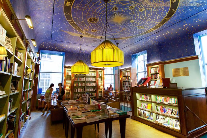 Albertine hidden bookstore