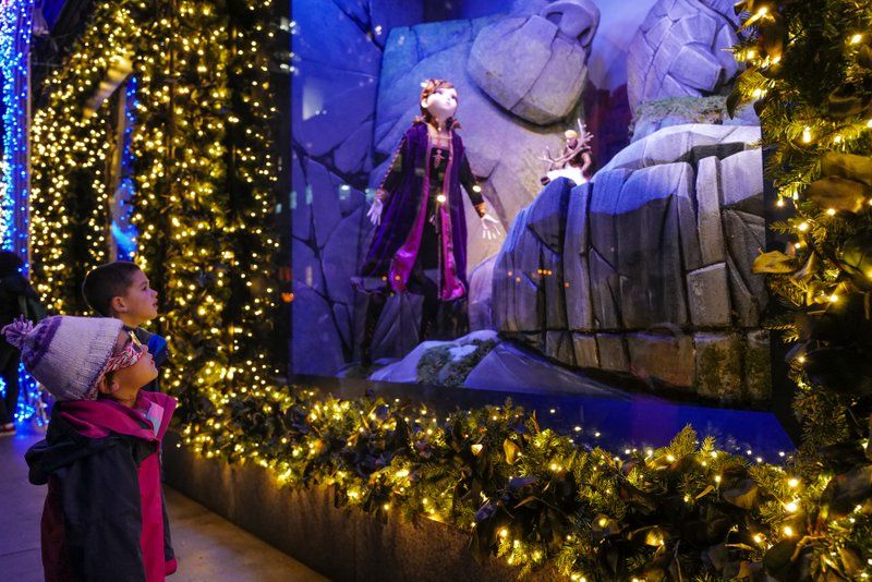 Saks Fifth Avenue 2019 NYC Holiday Windows with Frozen 2 theme