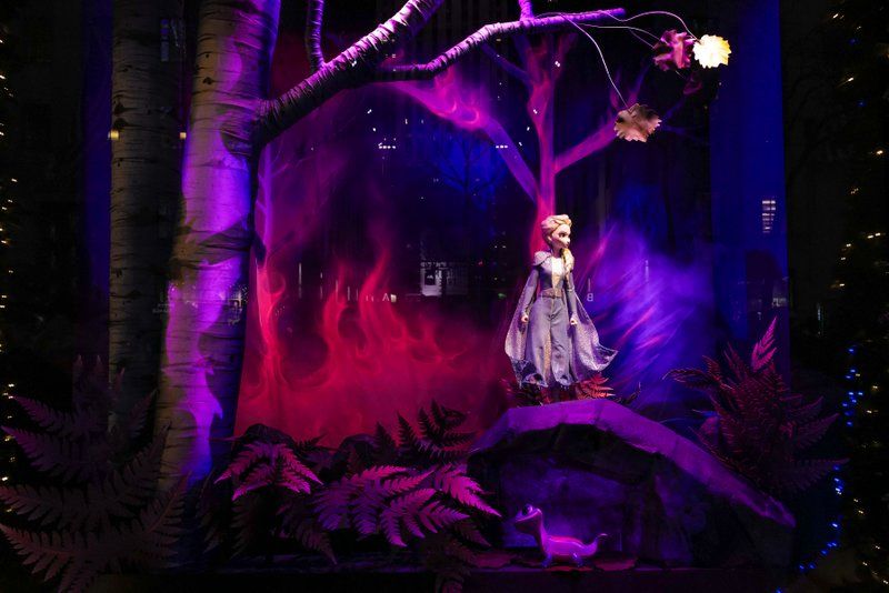 Saks Fifth Avenue 2019 NYC Holiday Windows with Frozen 2 theme