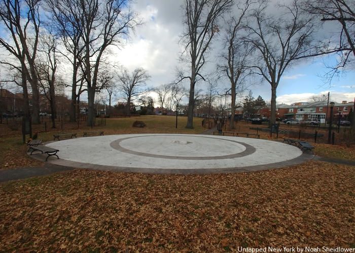 Olde Towne of Flushing Burial Ground