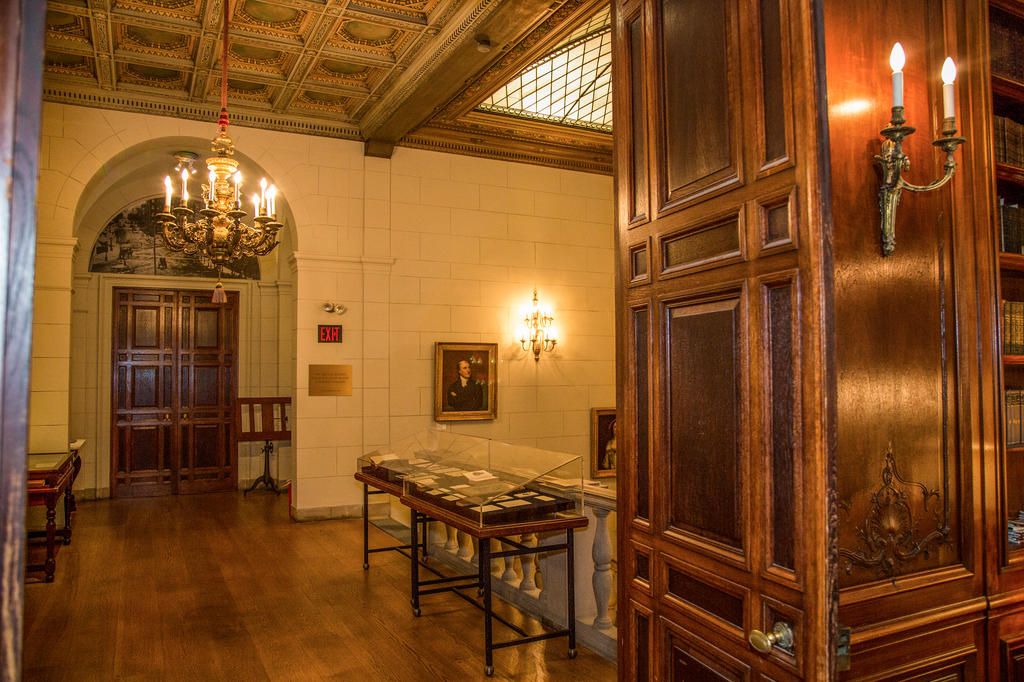 The Assunta, Ignazio, Ada and Romano Peluso Exhibition Gallery displays historic books and materials and is open to the public whenever the Library is open. (Photo by Beth Perkins; courtesy of The New York Society Library)