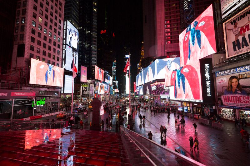 Allison Schullnick, Midnight Moment in Times Square