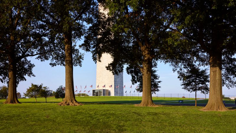 Washington Monument new Visitor Facility from a distance