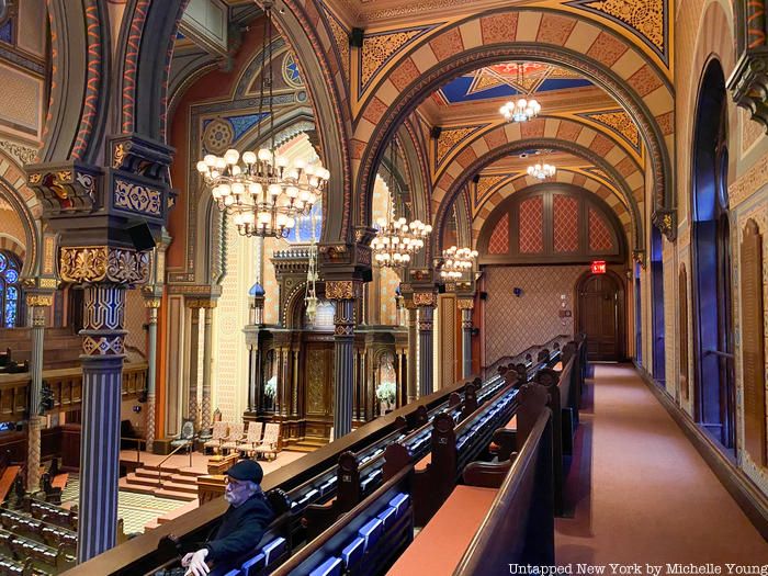 Pillars on balcony of Central Synagogue