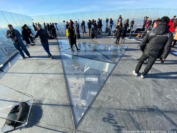 Glass floor on Edge 