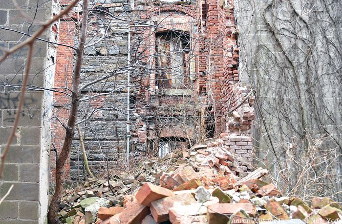 Inside the Smallpox hospital