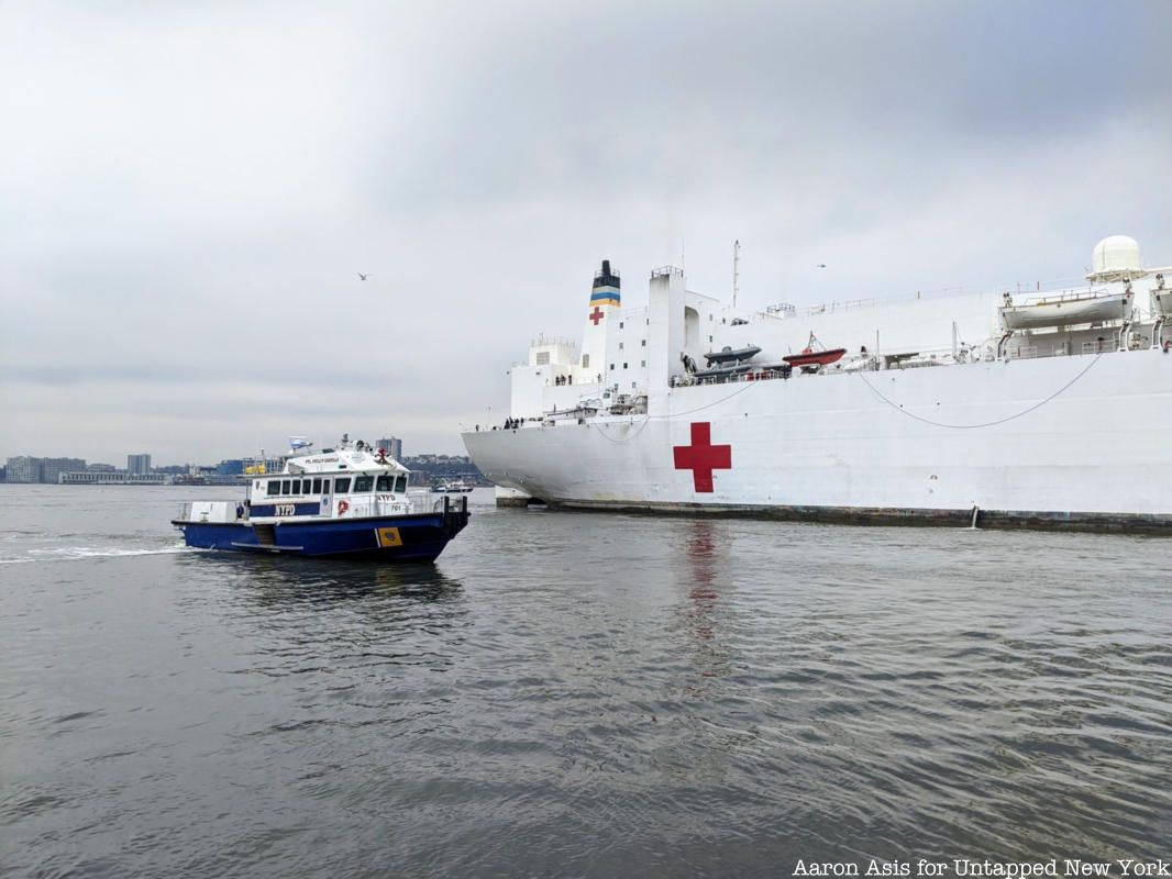 USNS Comfort arrives in New York