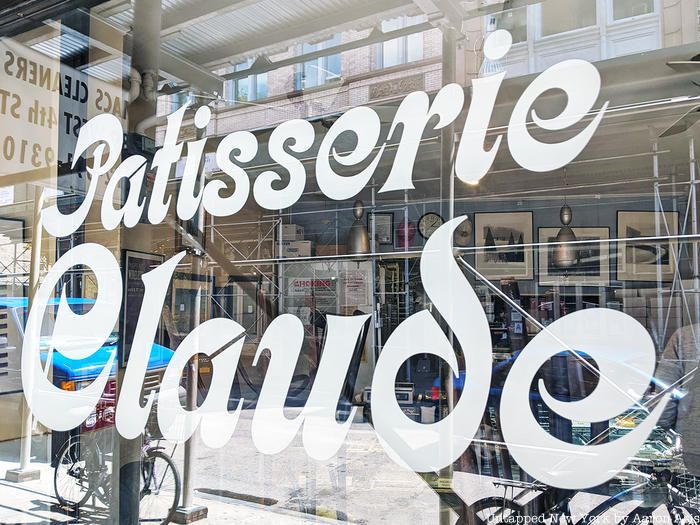 Patisserie Claude exterior sign