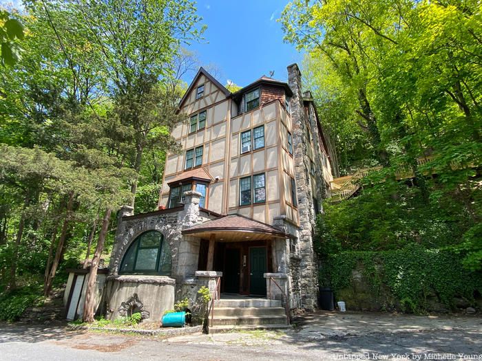 32 Undercliff Street Yonkers funicular