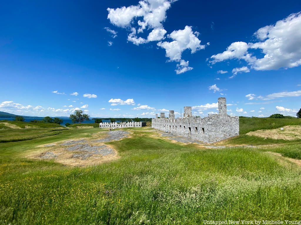 Fort Crown Point