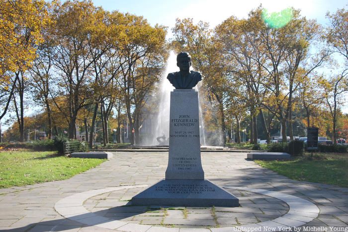 John F. Kennedy sculpture in Grand Army Plaza