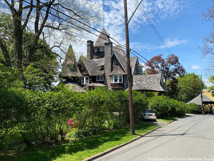 Overcliff mansion in Park Hill, Yonkers