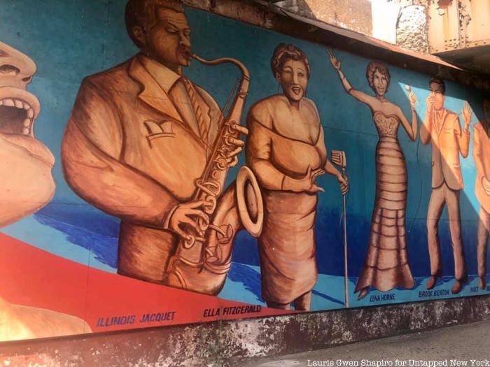 Mural in the underpass in Addisleigh Park