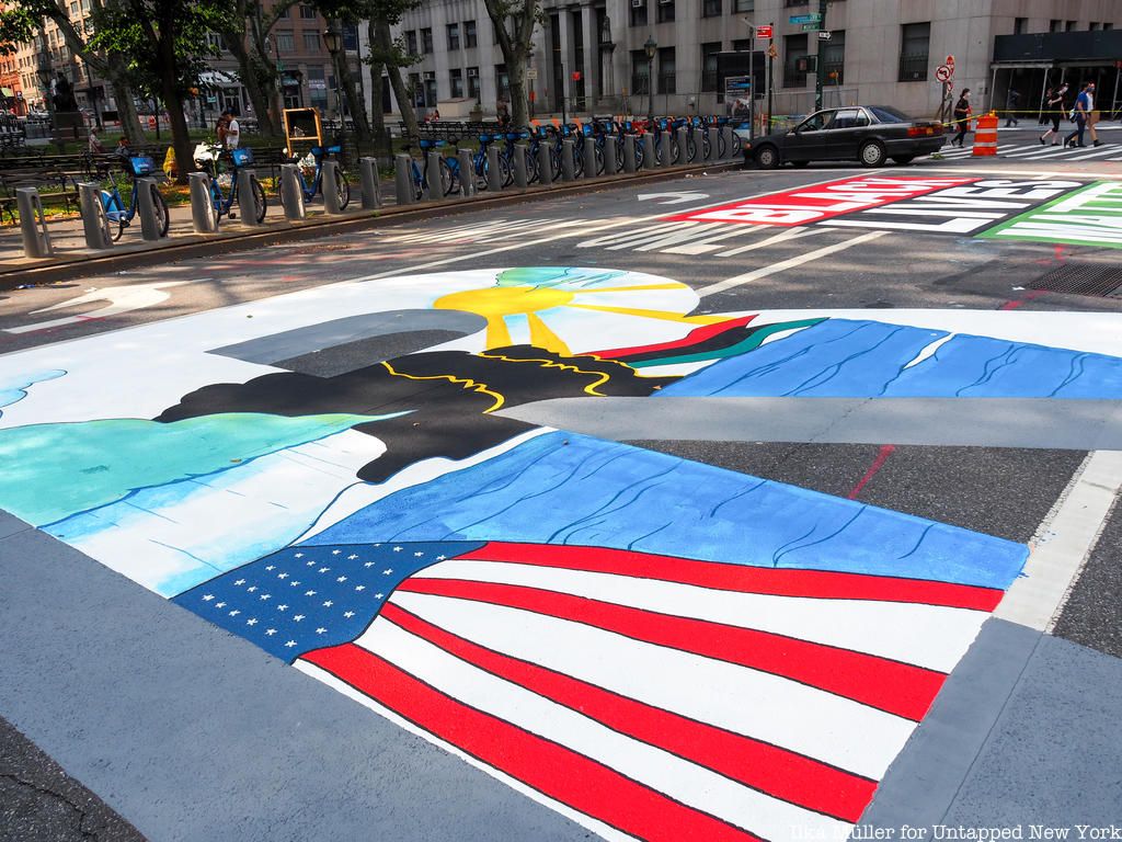 Black Lives Matter Mural in Foley Square eltter R