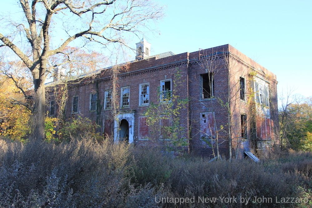 Kings Park Psychiatric Center A Visual Journey After Deinstitutionalization_9