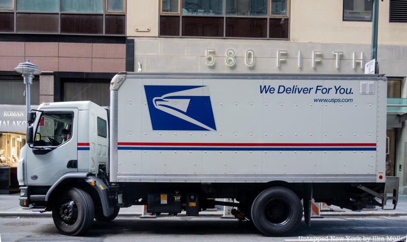 USPS truck in front of 580 Fifth Avenue