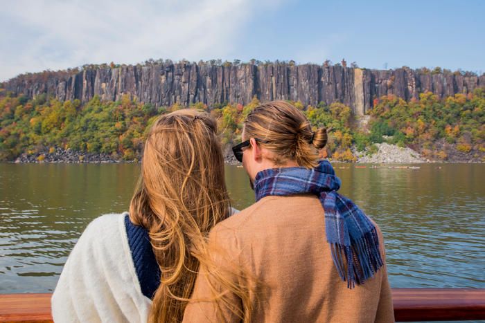 Fall foliage cruise on the Hudson River