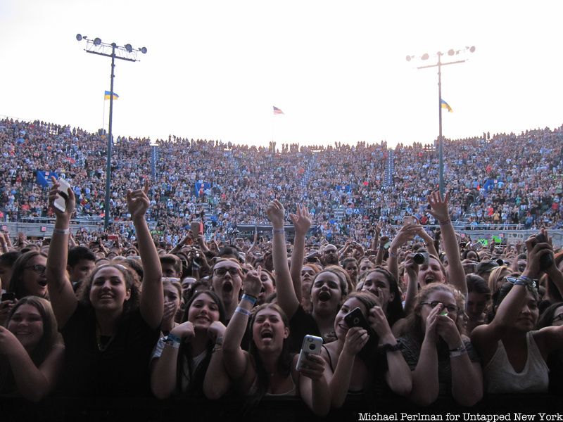 Crowd at Ed Sheeran concert in Forest Hills Stadium