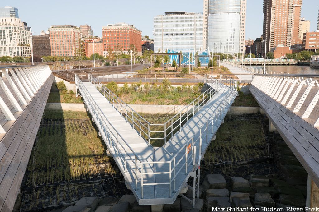 Tide Deck at Hudson River Park