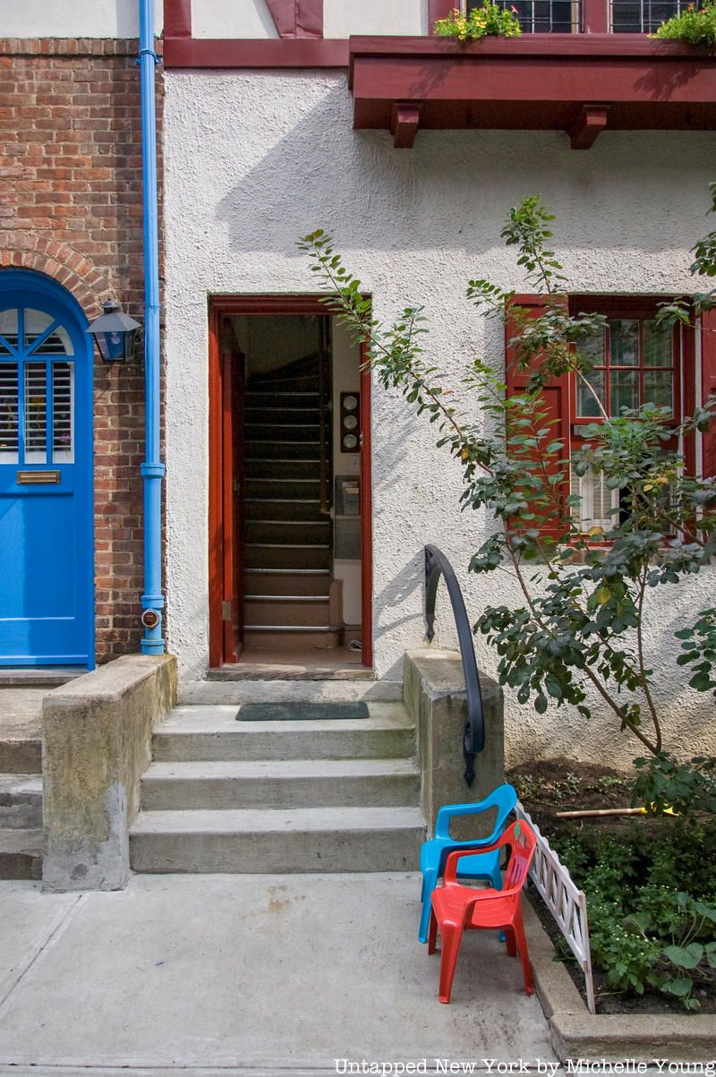 Open doorway at Pomander Walk