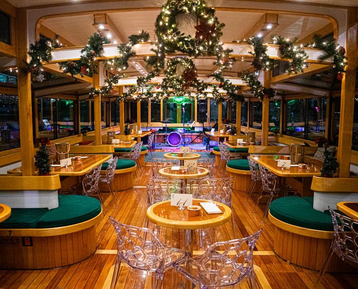 Classic Harbor Line Holiday Cruise