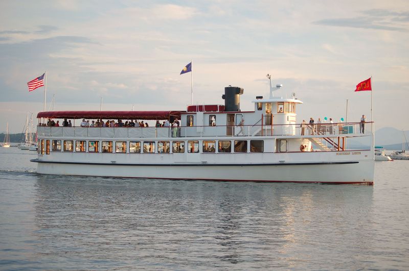 Holiday Lights boat