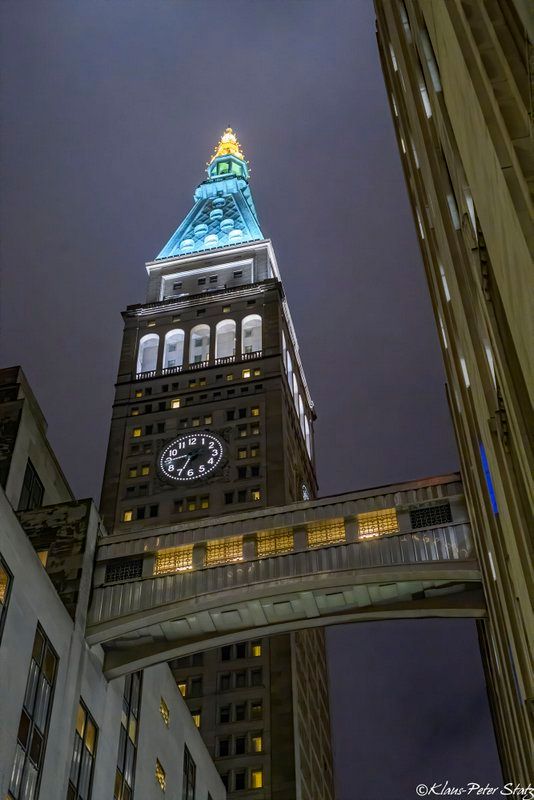 metLife skybridge with lights