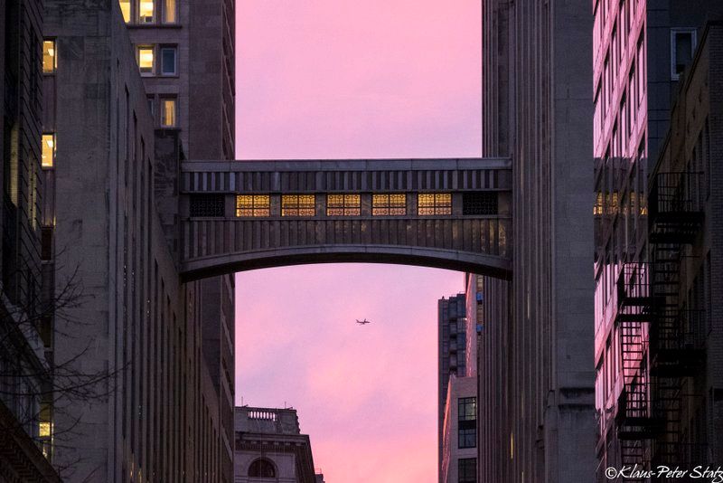 MetLife skybridge at sunset