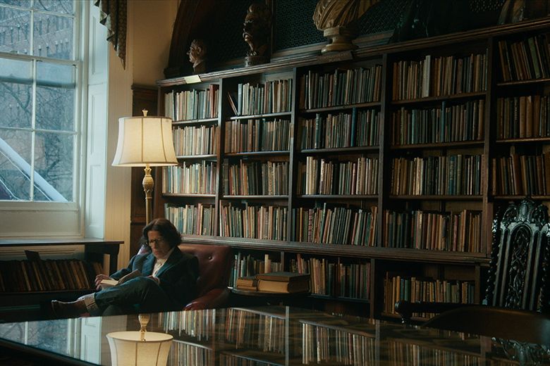 Fran Lebowitz reading in the Players Club