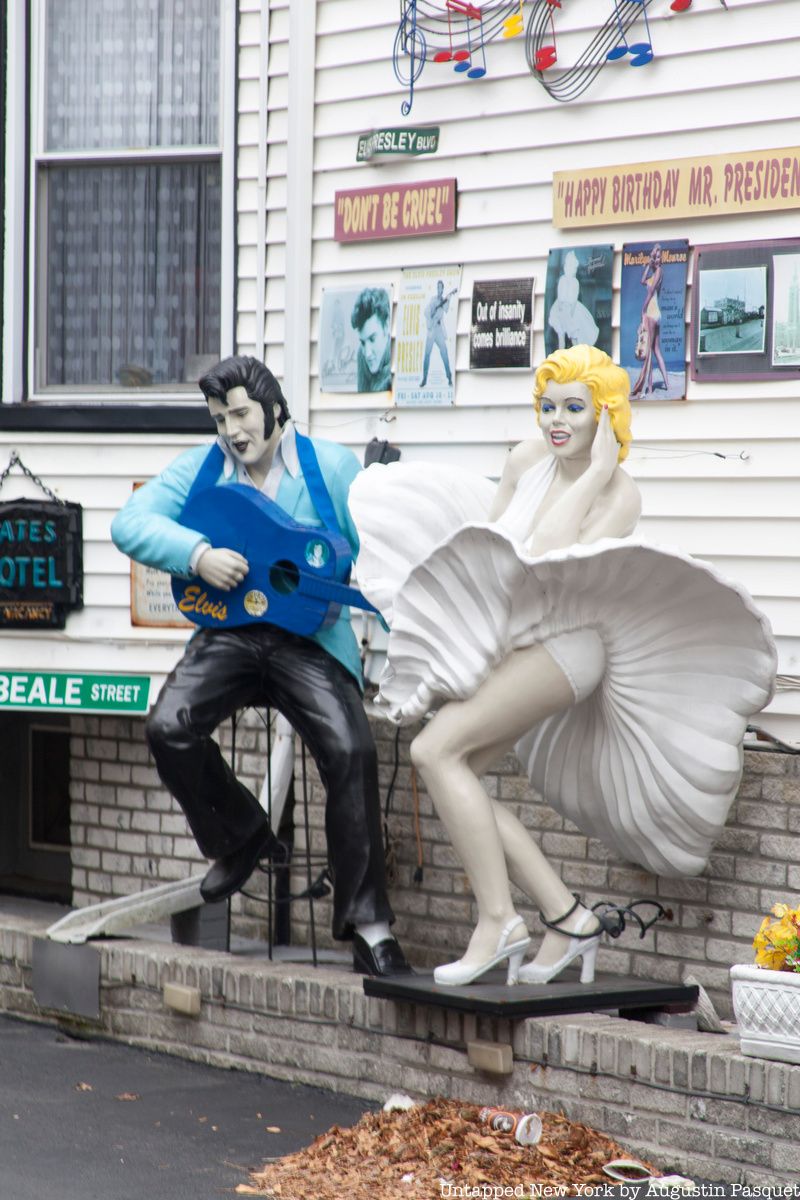 Elvis and Marilyn Monroe at the Bensonhurst Statue House