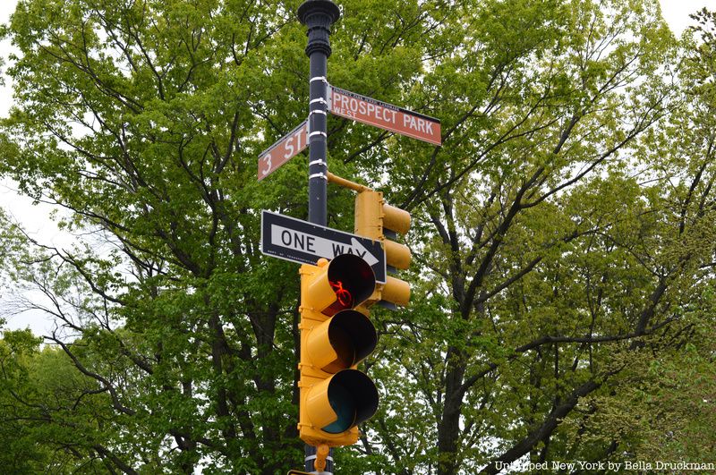 Intersection of 3rd St and Prospect Park West.