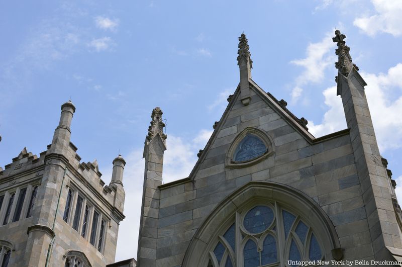 Exterior view of Lyndhurst Mansion.