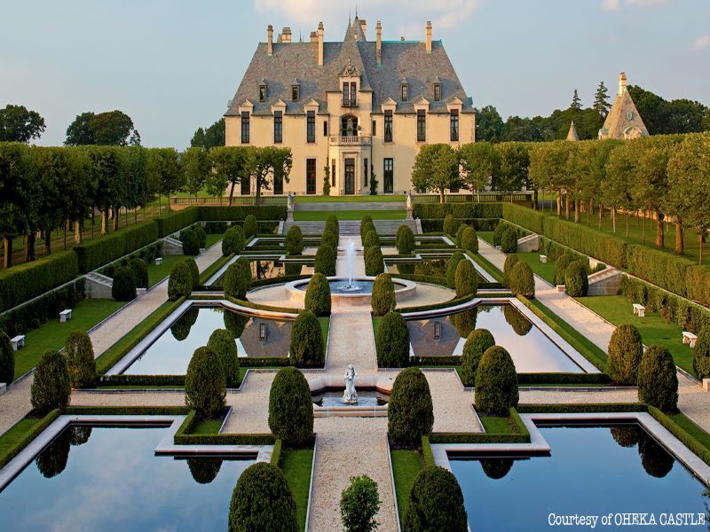 Oheka Castle, one of the notable Gold Coast mansions