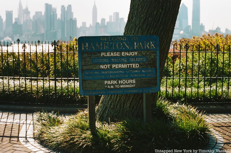 Hamilton Park sign