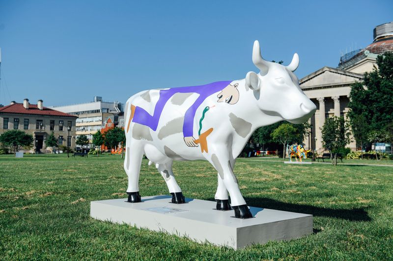 Image from CowParade installation at Bronx Community College. Photo by Rommel Demano.