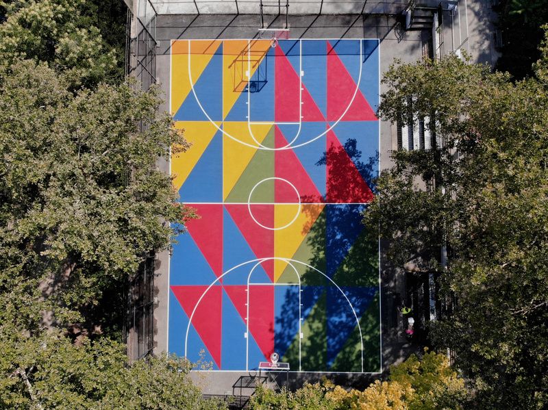 Windows of the Wedding #1: Woman by Faith Ringgold. Courtesy of Project Backboard.